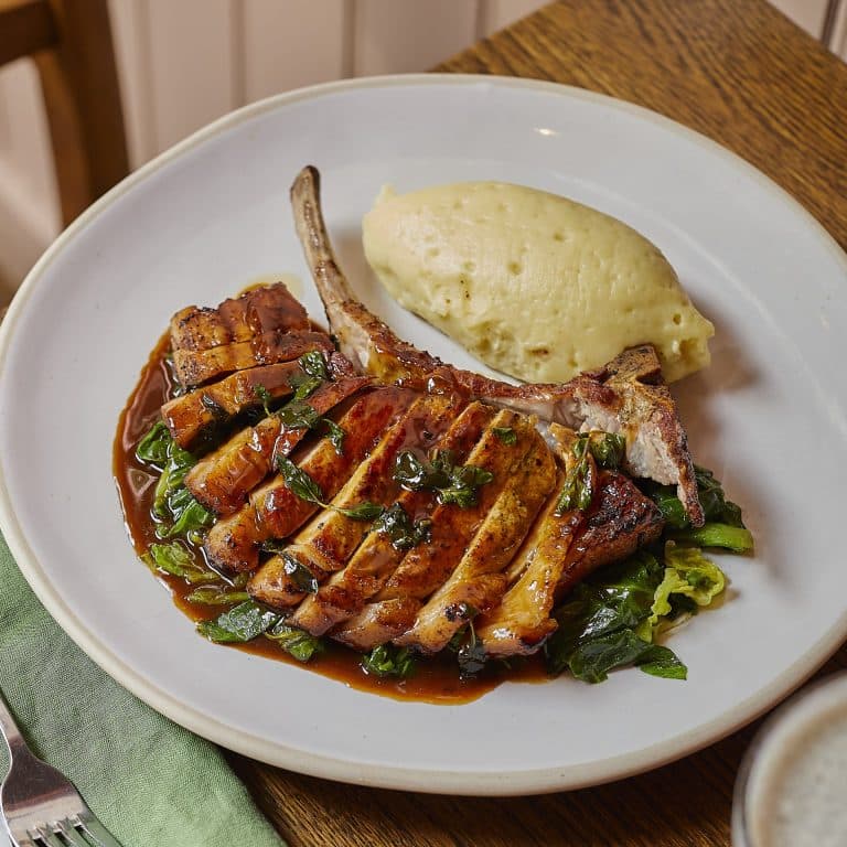 Cover Image for Our à la carte menu at The Red Lion